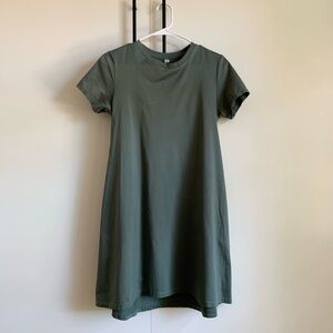 Uniqlo AIRism Cotton A-line T-shirt Dress w/ Pockets